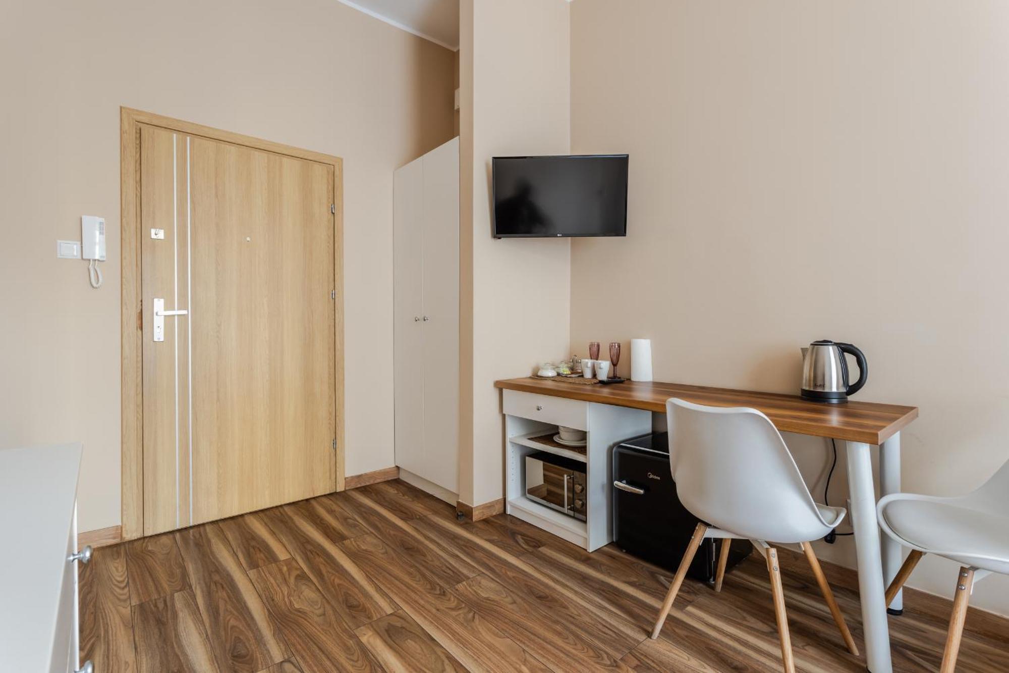 Functional And Comfortable Very Berry Studios In Poznan By Noclegi Renters ภายนอก รูปภาพ
