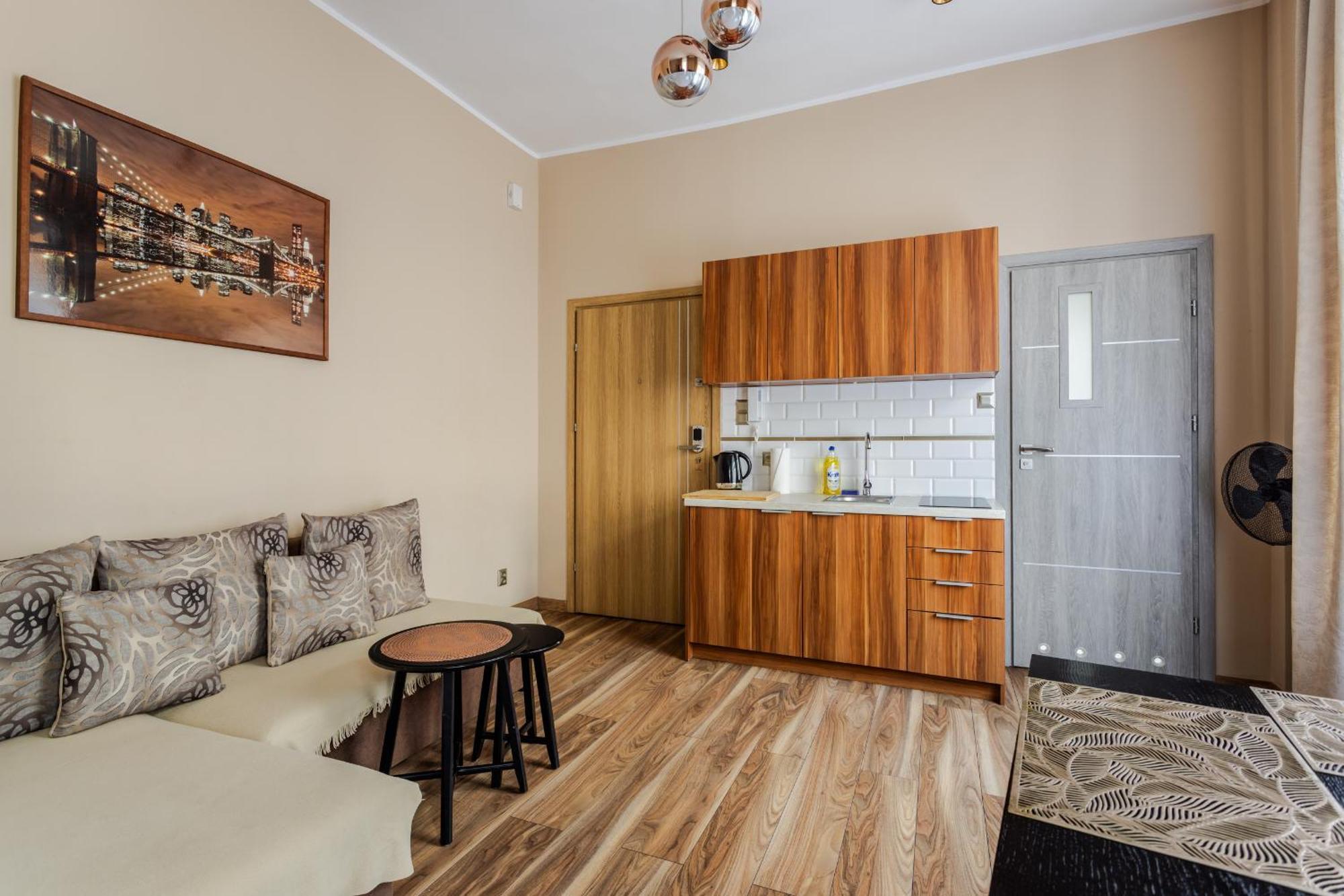 Functional And Comfortable Very Berry Studios In Poznan By Noclegi Renters ภายนอก รูปภาพ