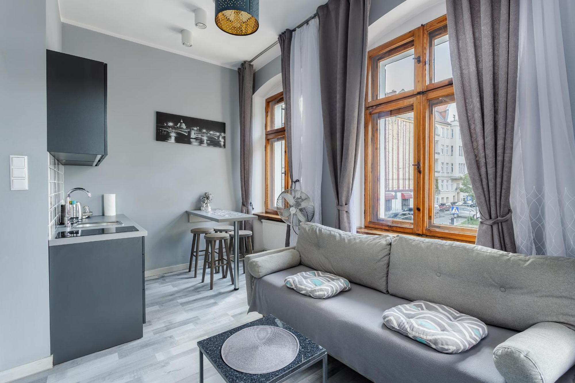 Functional And Comfortable Very Berry Studios In Poznan By Noclegi Renters ภายนอก รูปภาพ