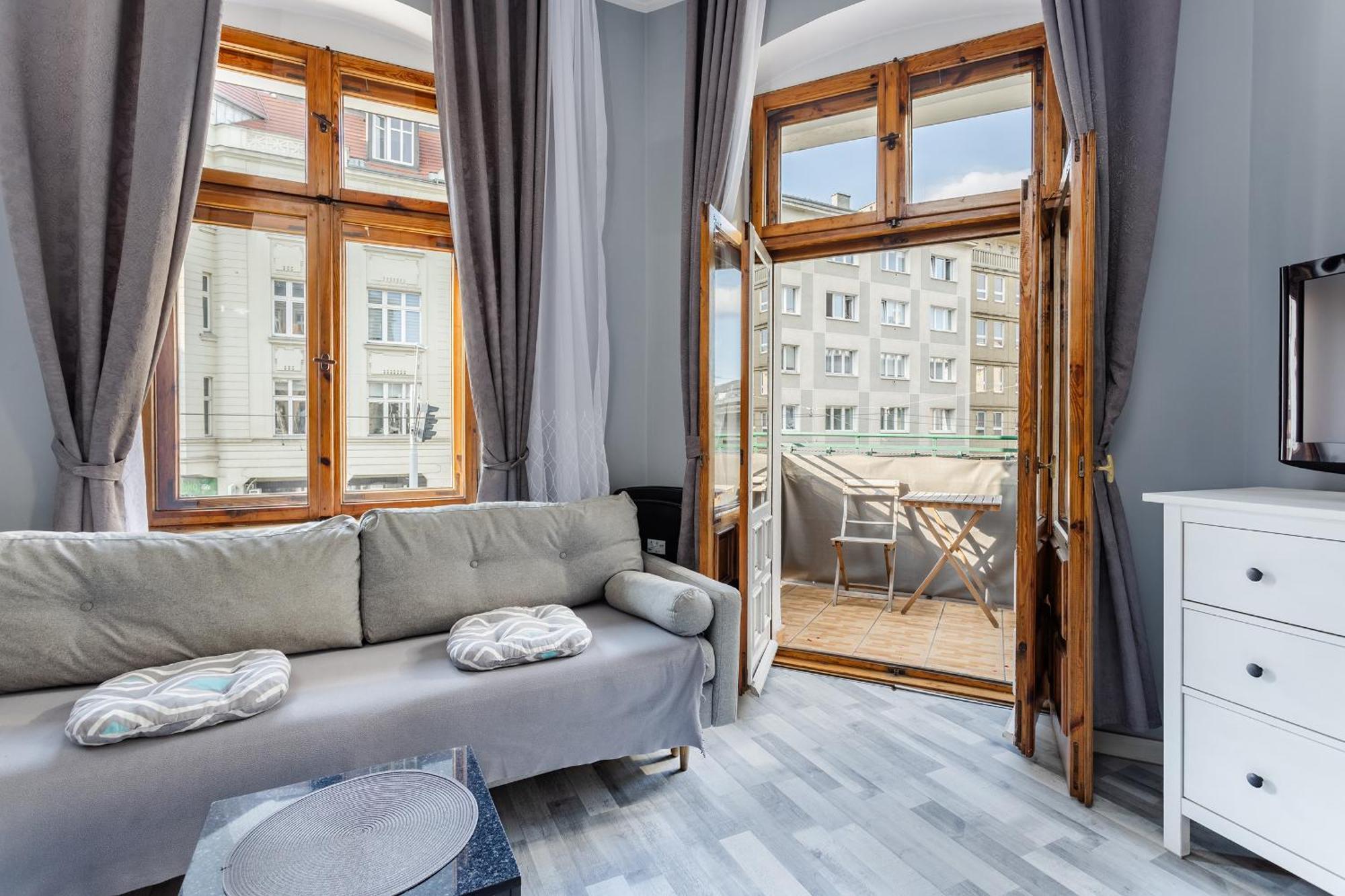 Functional And Comfortable Very Berry Studios In Poznan By Noclegi Renters ภายนอก รูปภาพ