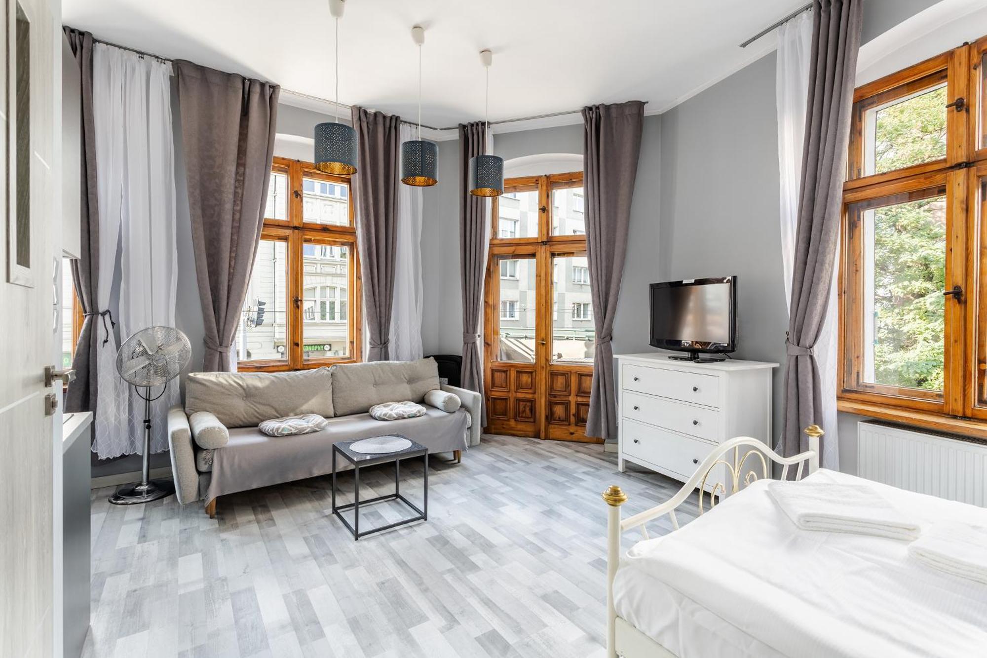 Functional And Comfortable Very Berry Studios In Poznan By Noclegi Renters ภายนอก รูปภาพ