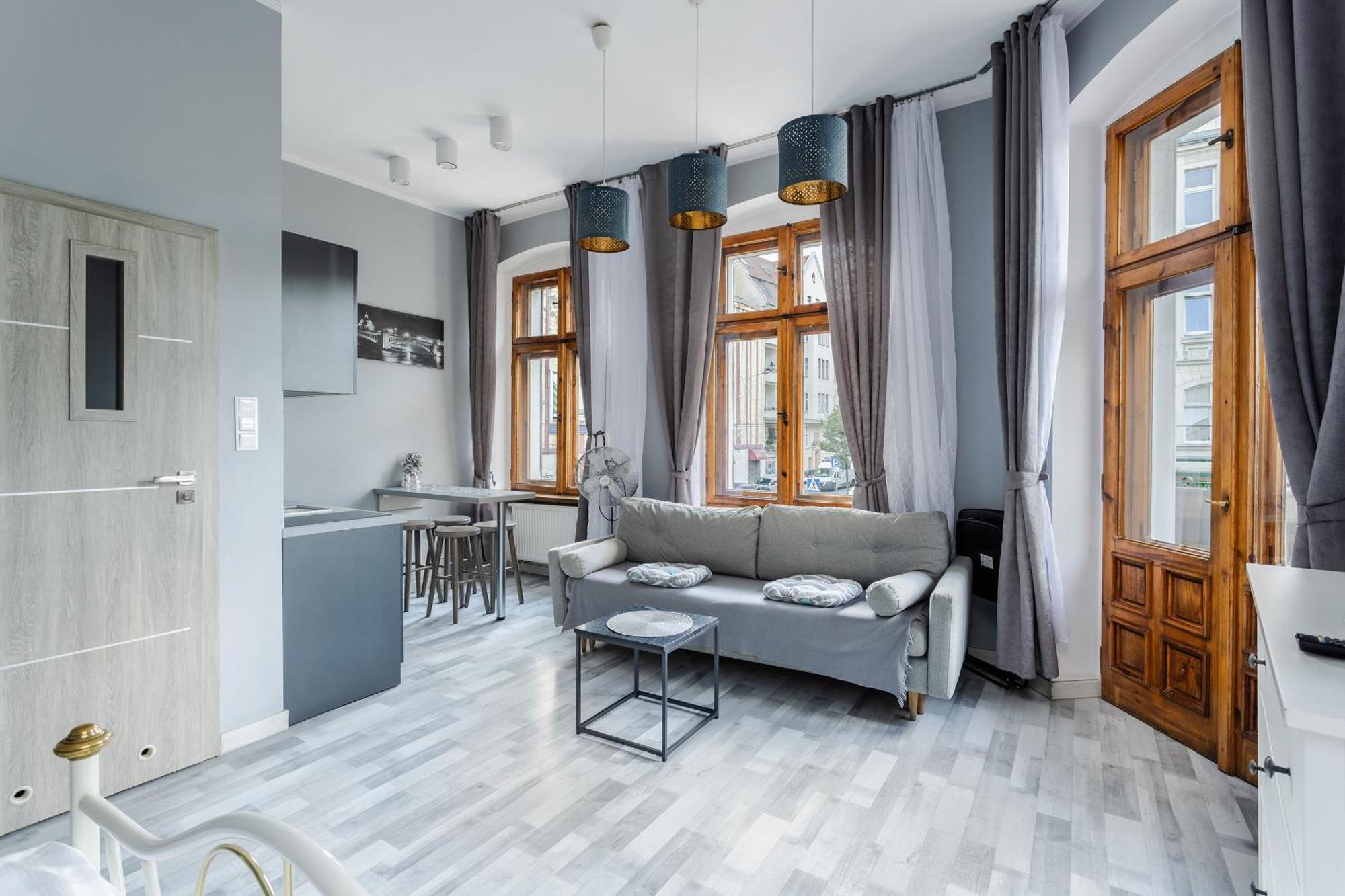 Functional And Comfortable Very Berry Studios In Poznan By Noclegi Renters ภายนอก รูปภาพ